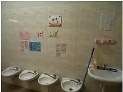 Jūsų nuomone kas galėtų pagerinti darželio sanitarinio mazgo interjero vaizdą?