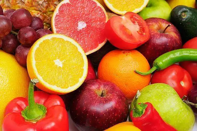 Vaisių ir daržovių kokybė Šiaulių miesto prekybos centruose