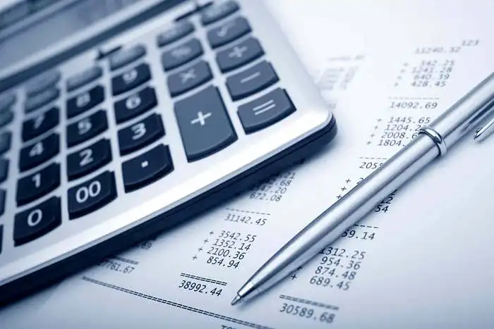 Finansiniai ir turtiniai įsipareigojimai