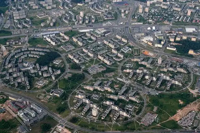 Automobilių stovėjimo vietų poreikio nustatymas Pašilaičių mikrorajone, Vilniuje