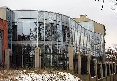 7. Įvertinkite pastato fasadą.