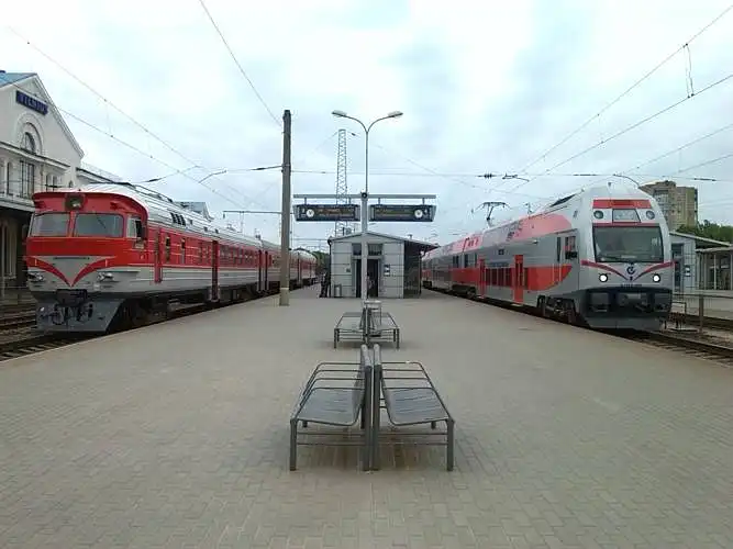 Vilniaus miesto ir rajono gyventojų geležinkelio paslaugų teikimo vertinimas.