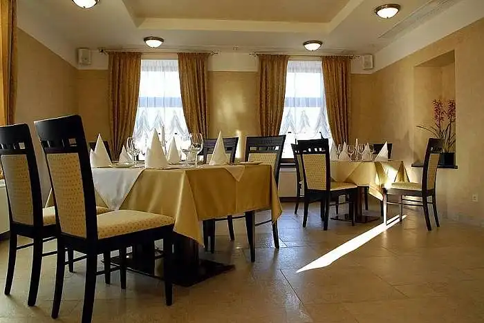 Restoranai ir kavinės