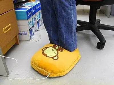 Ar esate girdėję apie kojų šildytuvą, veikiantį per kompiuterio USB?