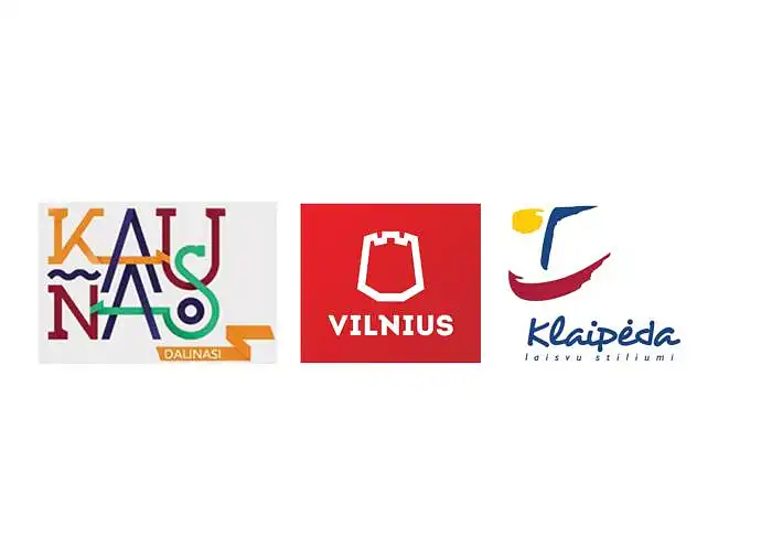 Apačioje yra pvaizduoti Kauno, Vilniaus ir Klaipėdos miestų turistiniai logotipai. Kaip manote ar Klaipėdos logotipą reikia pakeisti ar atnaujinti?