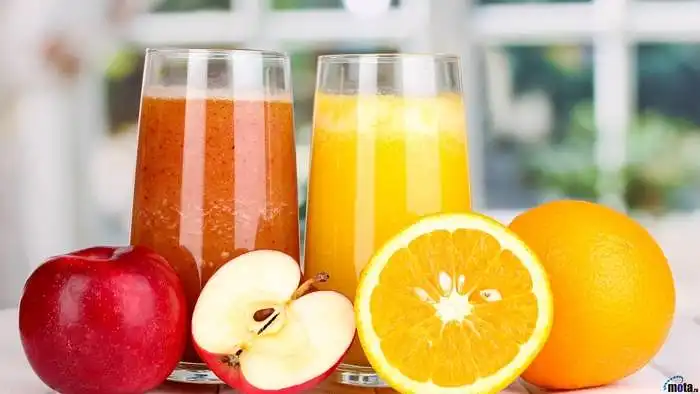Fresh juice and salad bar