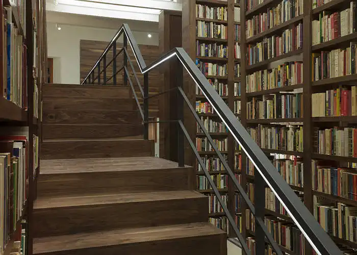 Viešosios  bibliotekos  interjeras