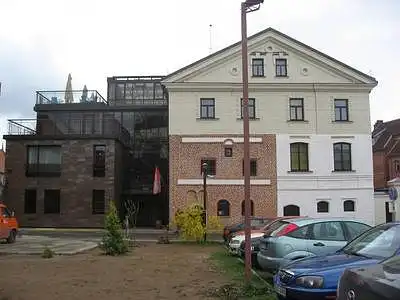 5. Įvertinkite pastato fasadą.