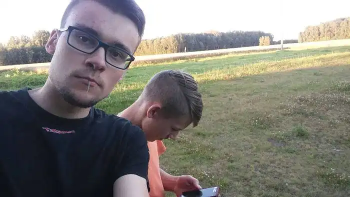 10. Jei šiuo metu gautumėt 1 mln eurų ir turėtumėt per 1 min nuspręsti kur juos išleisti, o išleidimui turėtumėt 1 dieną, tai kam leistumėt pinigus? Bet nusipirkę ką nors negalėtumėt parduot.