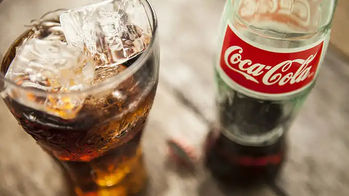 APKLAUSA apie ,,Coca-Cola“