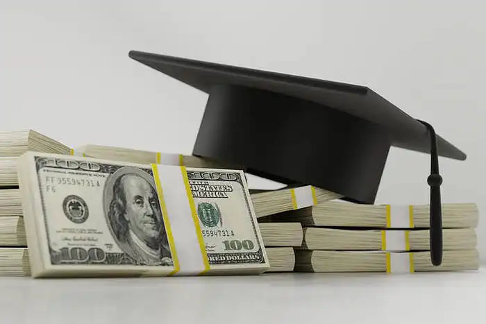 COVID-19 įtaka studento finansams