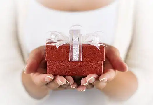 Dovana, ar tai galvos skausmas?