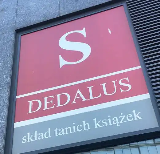 1-10 paveiksluose pateikti viešosios išorinės įmonių reklamos pavyzdžiai. Įvardinkite kiekvienos įmonės specializacija, remiantis vien tik iškaba arba išorėje esančiais tekstais. 