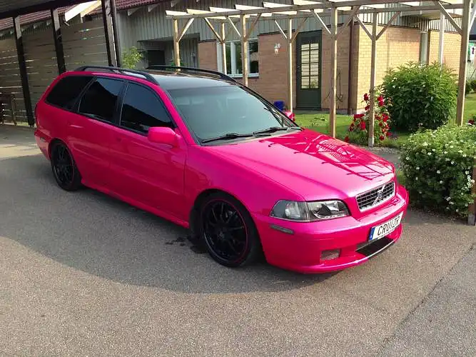 VOLVO