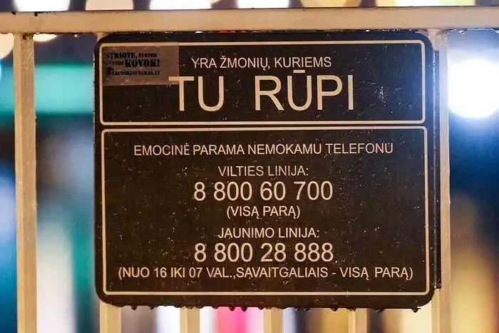 Kaip manote, ar ši lentelė yra paveiki norinčiam nusižudyti?