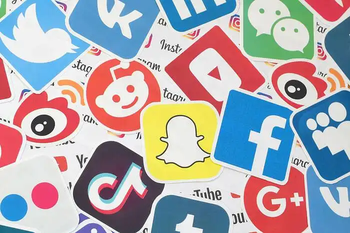 Socialiniai tinklai kasdieniniame gyvenime