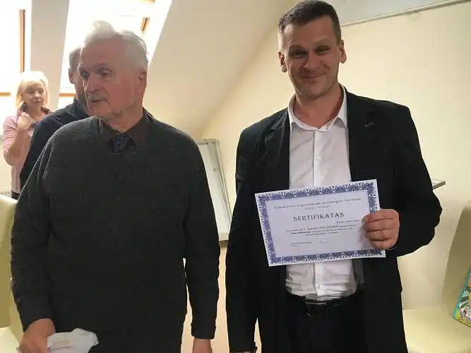 RŪKYMAS IR GYVENIMO PRASMĖ! VIDUTINIO SUAUGUSIOJO AMŽIAUS ASMENŲ GYVENIMO PRASMINGUMO SUVOKIMO, MIRTIES BAIMĖS IR RŪKYMO SĄSAJOS 