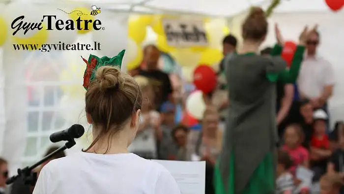 Ar esate patenkinti atvažiuojančių į vaikų darželius teatrų kokybe?