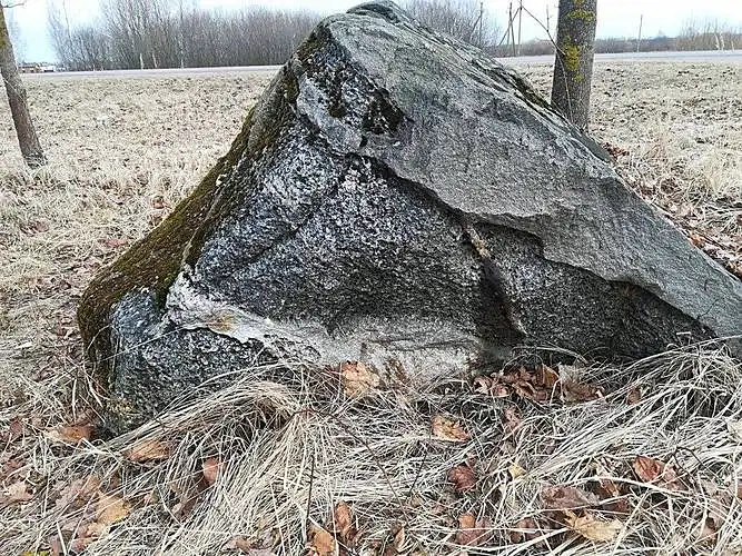 Urbono akmuo