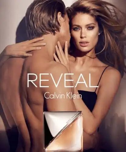 Reklamoje vaizduojamas seksualinis elgesys, du žmonės liečia vienas kito kūną ir tokiu būdų reklamuoja produktą. Kokia jūsų reakcija į tokią reklamą?