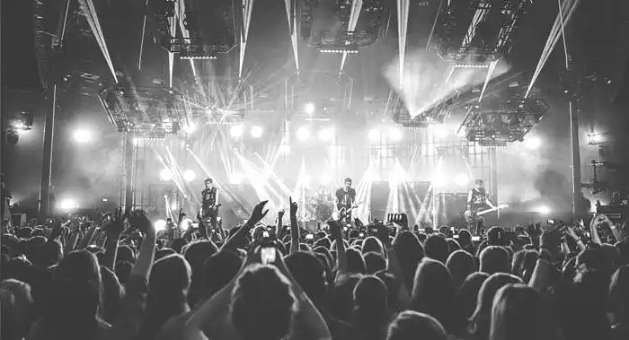 Ar esate vasaros festivalių mėgėjas?