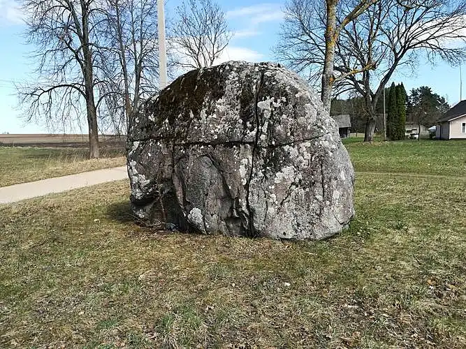 Tiltagalių akmuo