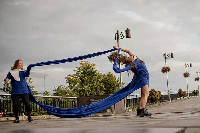 Ar teko girdėti arba matyti PinoKeys judėjimo sukurtus spektaklius, performansus? 