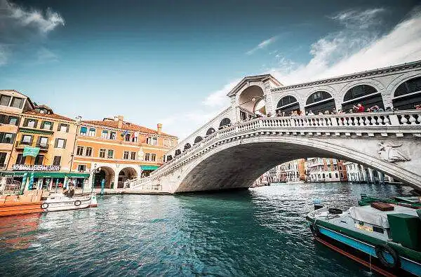 1. Ar jus domina šios kelionės lokacija (Italija-Venecija)?