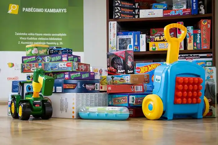 Įvertinkite šiuos teiginius apie bibliotekoje teikiamą Žaislotekos paslaugą (Žaisloteka - žaislų biblioteka, kurioje žaislai ir stalo žaidimai skolinami į namus taip pat kaip ir knygos):