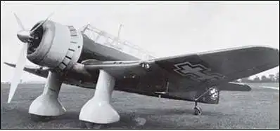 18. Kaip vadinosi A. Gustaičio sukonstruoti ir karo aviacijos dirbtuvėse pagaminti lietuviški lėktuvai?