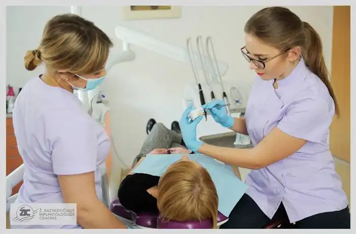 Dantų protezavimas: koks atrodo geriausias pasirininkimas?