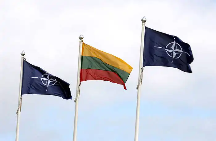 Karo grėsmė Lietuvoje ir šalies saugumas